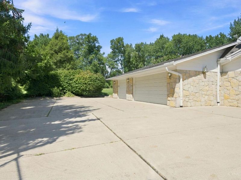 3105 N Whitetree Circle, Amberley, OH 45236 Photo 44