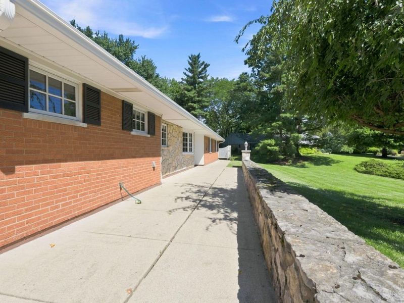 3105 N Whitetree Circle, Amberley, OH 45236 Photo 47