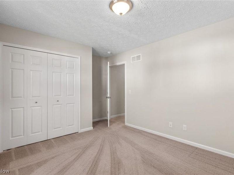 995 Flanders Drive, Wadsworth, OH 44281 Photo 26