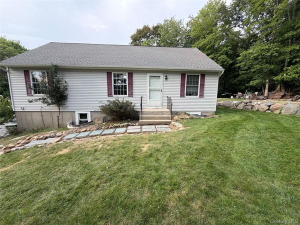 107 Sheep Pasture Road , Port Jefferson Village, NY 11777