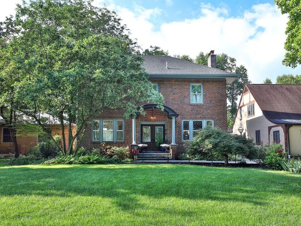 67 W Cooke Road, Columbus, OH 43214