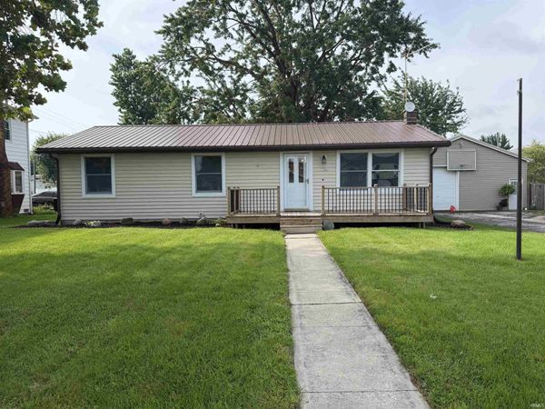110 E Andrews Street, Monroe, IN 46772