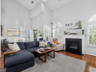2331 HENSHAW PLACE, Unit 301, ALEXANDRIA, VA 22311
