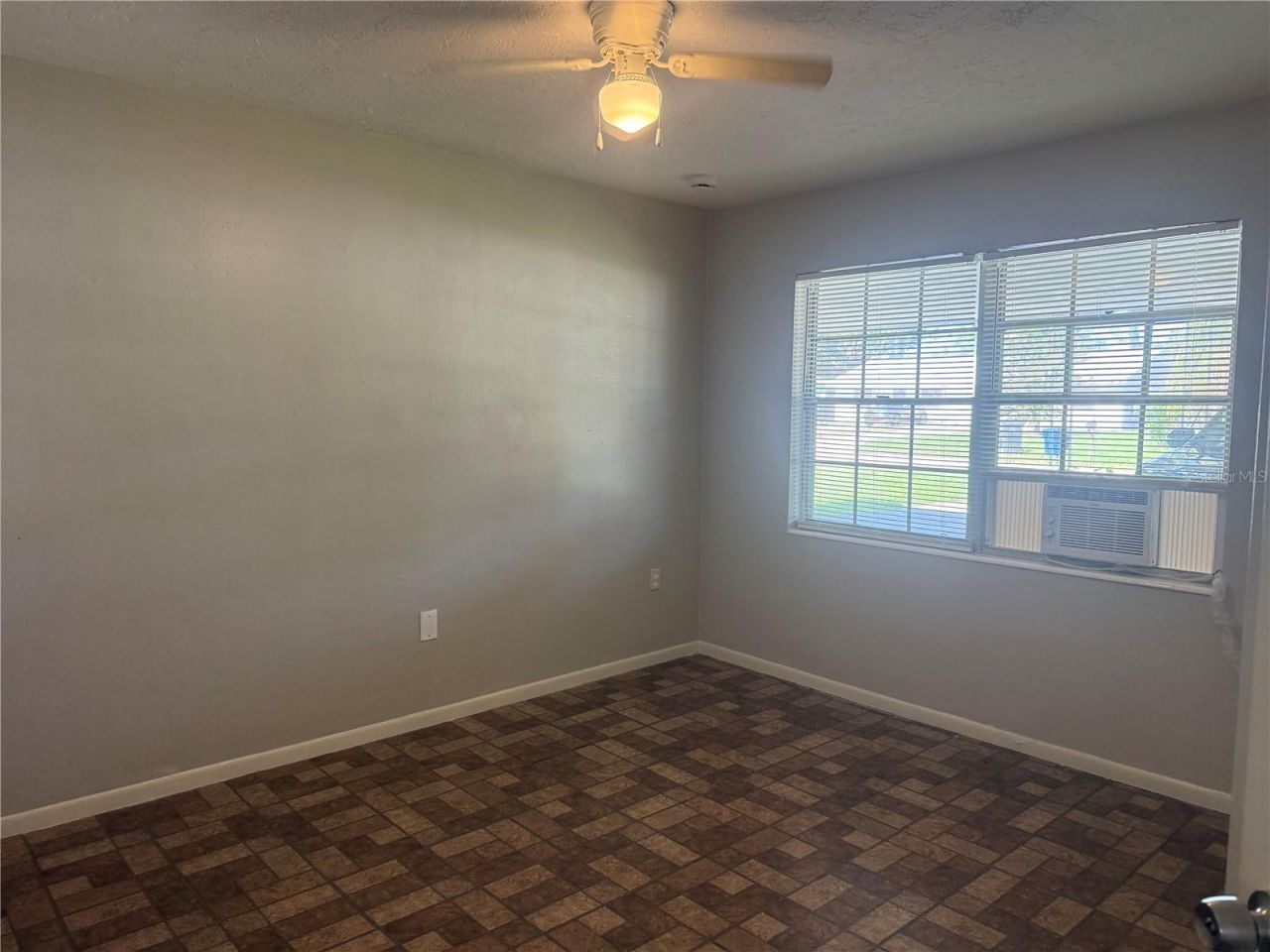 5005 19th Street W, Unit A, Bradenton, FL 34207 Photo