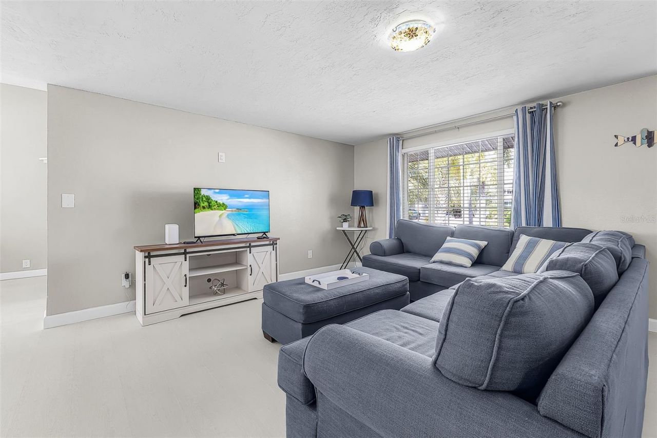 12262 Boat Shell Dr , Matlacha Isles, FL 33991 Photo