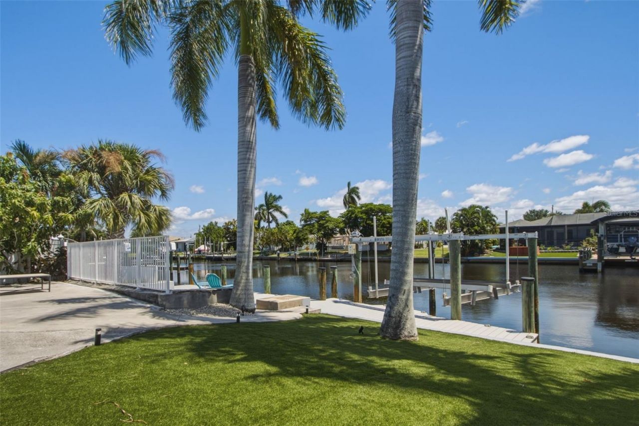 12262 Boat Shell Dr , Matlacha Isles, FL 33991 Photo