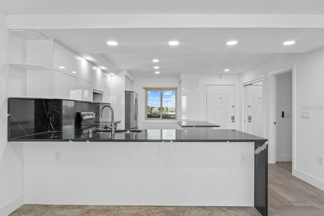 9604 Cortez Road W, Unit 233, Bradenton, FL 34210 Photo