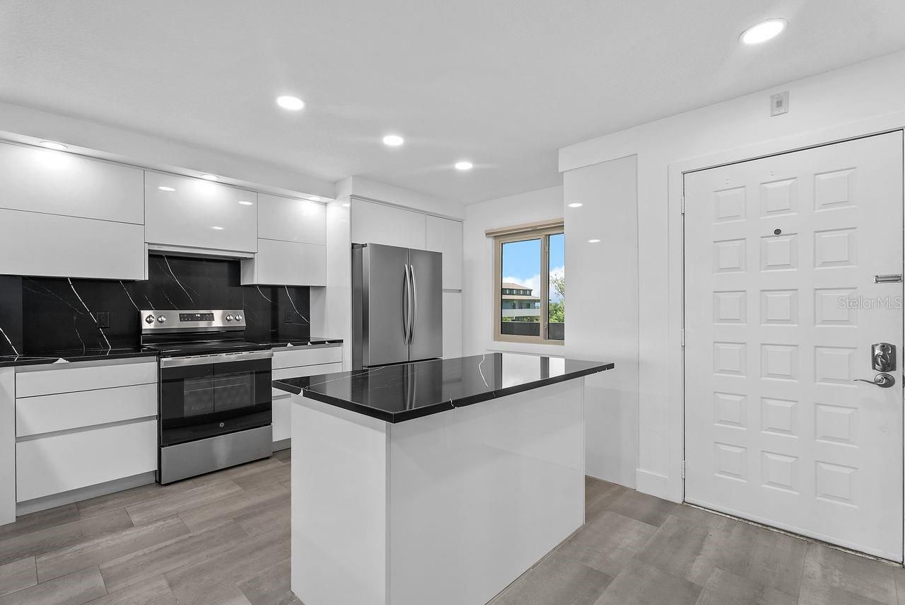 9604 Cortez Road W, Unit 233, Bradenton, FL 34210 Photo