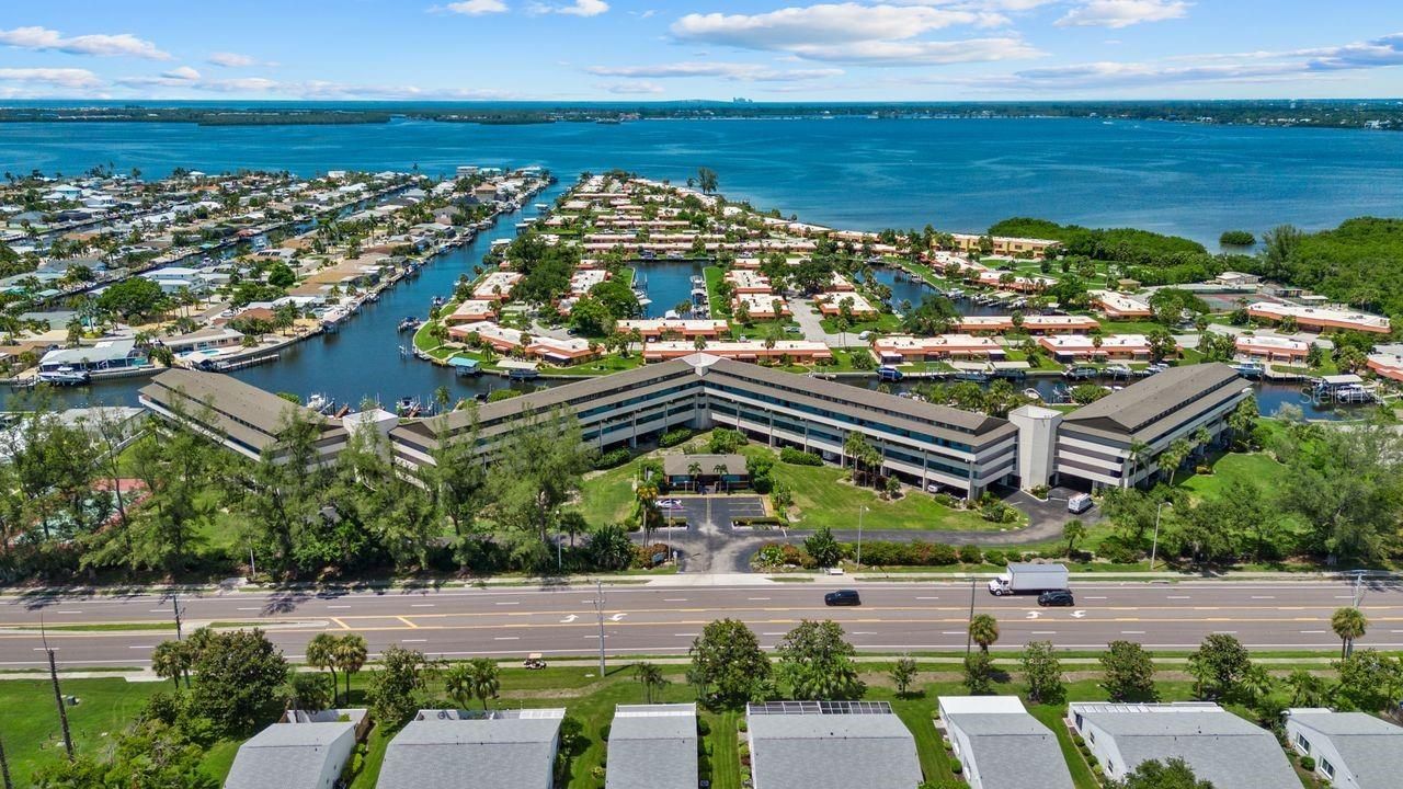 9604 Cortez Road W, Unit 233, Bradenton, FL 34210 Photo