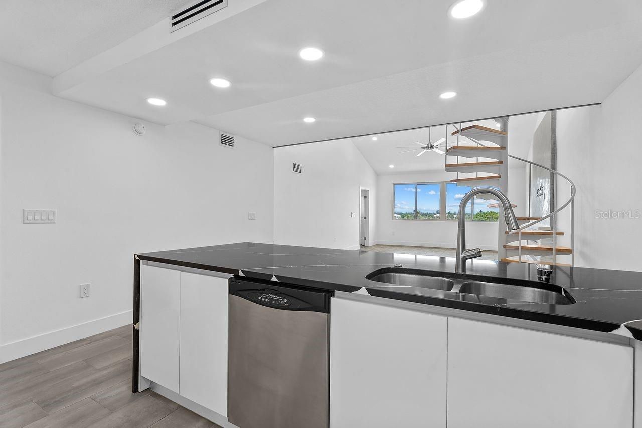 9604 Cortez Road W, Unit 233, Bradenton, FL 34210 Photo