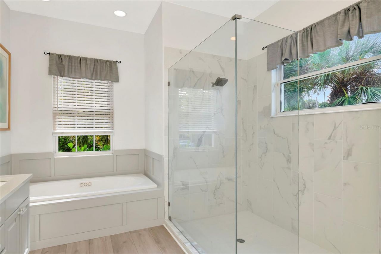 5334 Calle Florida, Sarasota, FL 34242 Photo