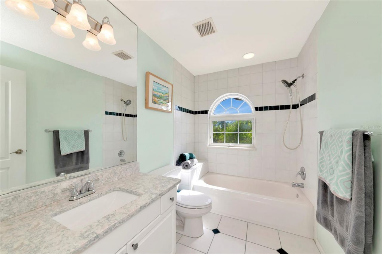 5334 Calle Florida, Sarasota, FL 34242 Photo