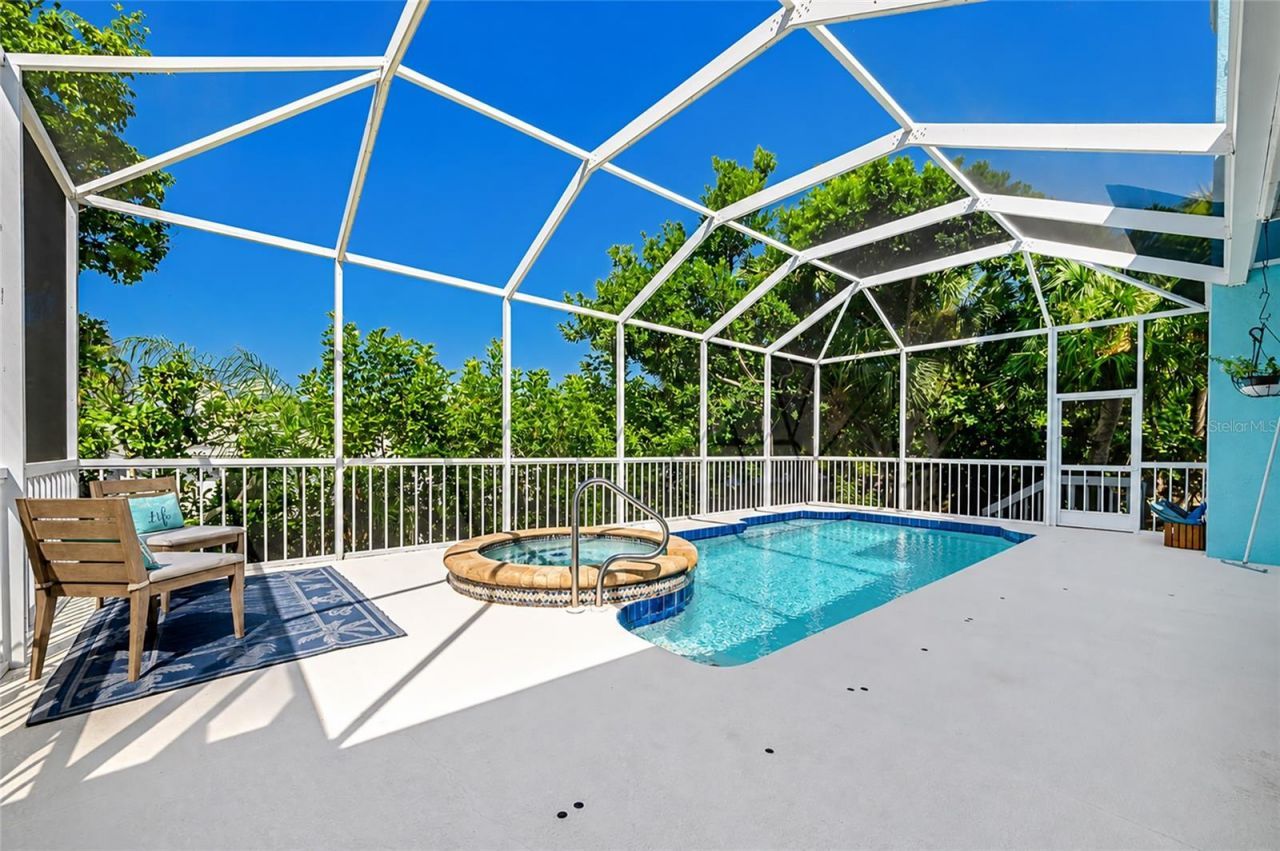 5334 Calle Florida, Sarasota, FL 34242 Photo