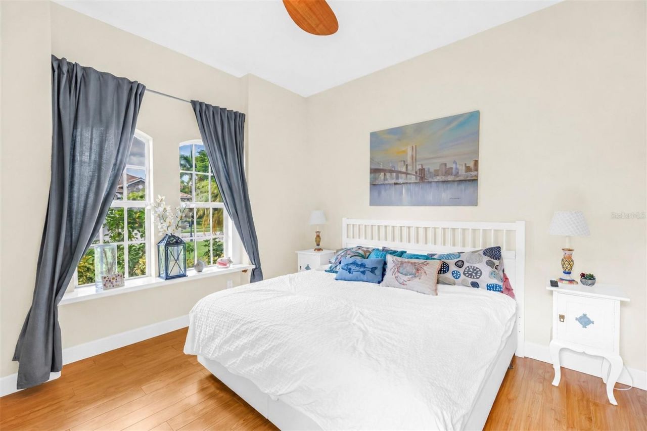 5321 Silver Leaf Lane , Sarasota, FL 34233 Photo