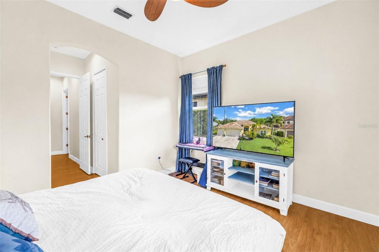 5321 Silver Leaf Lane , Sarasota, FL 34233 Photo