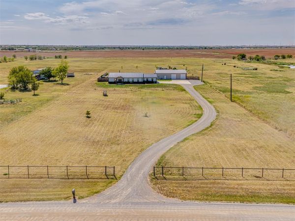 6829 NE Mustang Road, Piedmont, OK 73078