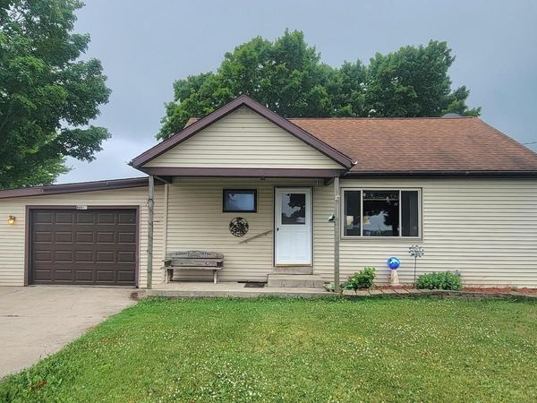 W8081 Parnell ROAD, Cascade, WI 53011