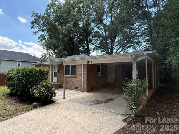 6009 Monteith Drive, Charlotte, NC 28213