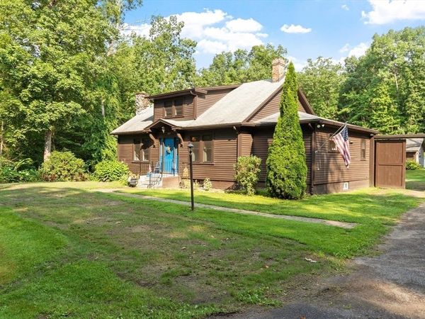 366 Allen Rd, Belchertown, MA 01007