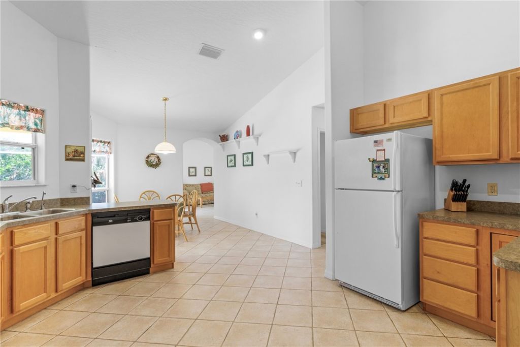 772 Holden Avenue, Sebastian, FL 32958 Photo