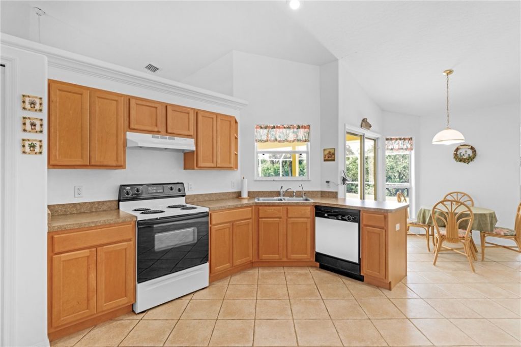 772 Holden Avenue, Sebastian, FL 32958 Photo