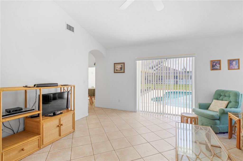 772 Holden Avenue, Sebastian, FL 32958 Photo