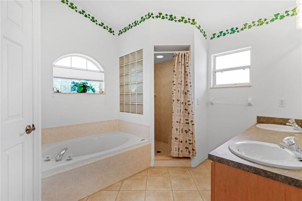 772 Holden Avenue, Sebastian, FL 32958 Photo
