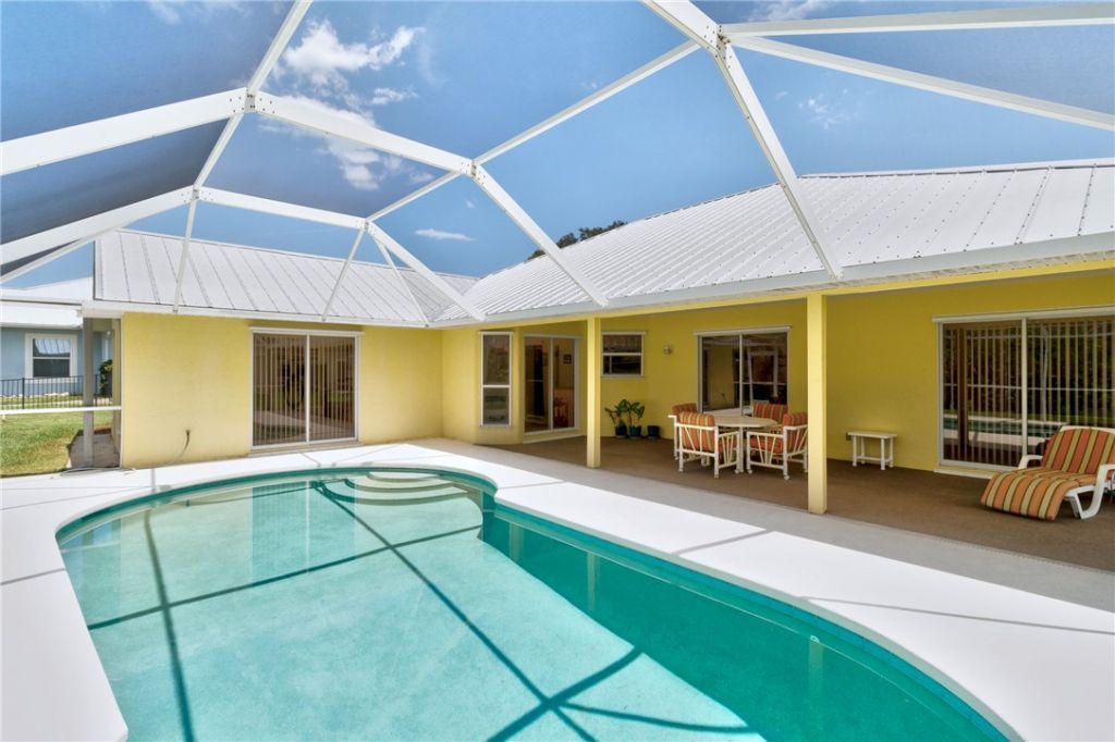 772 Holden Avenue, Sebastian, FL 32958 Photo