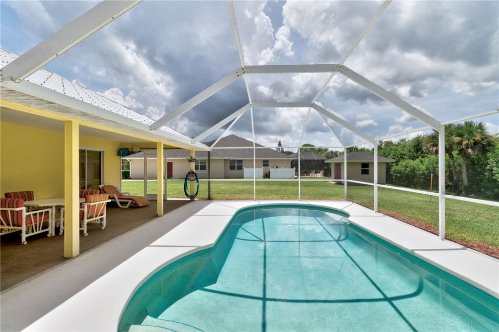 772 Holden Avenue, Sebastian, FL 32958 Photo