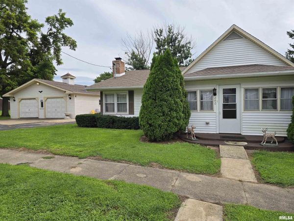 240 W VINE Street, Norris, IL 61553