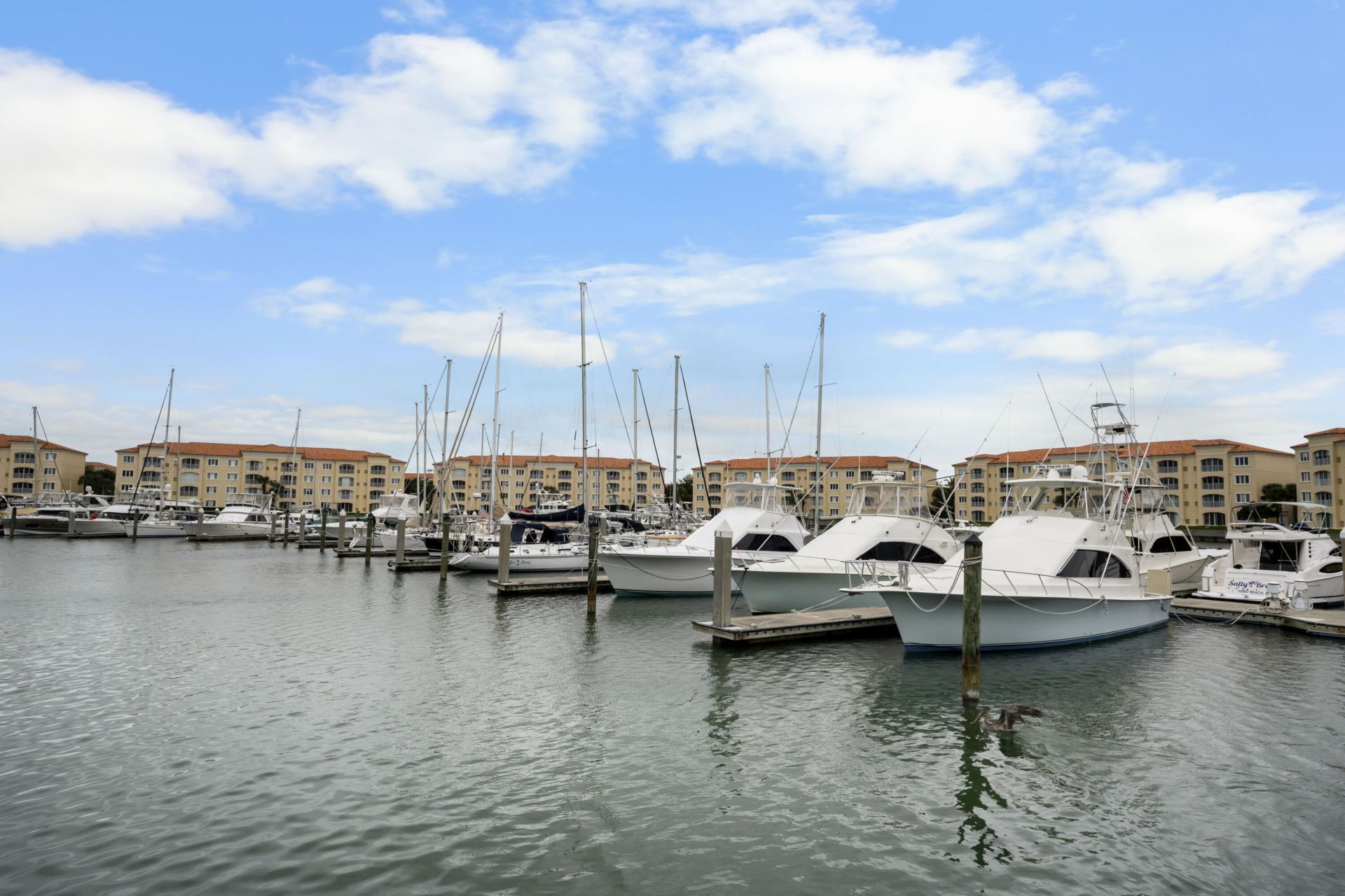 8 Harbour Isle Drive E, Unit PH05, Fort Pierce, FL 34949 Photo
