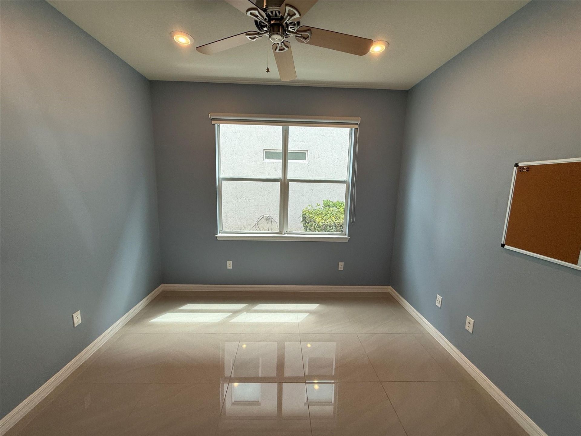 1467 Pongam Terrace, Hollywood, FL 33021 Photo