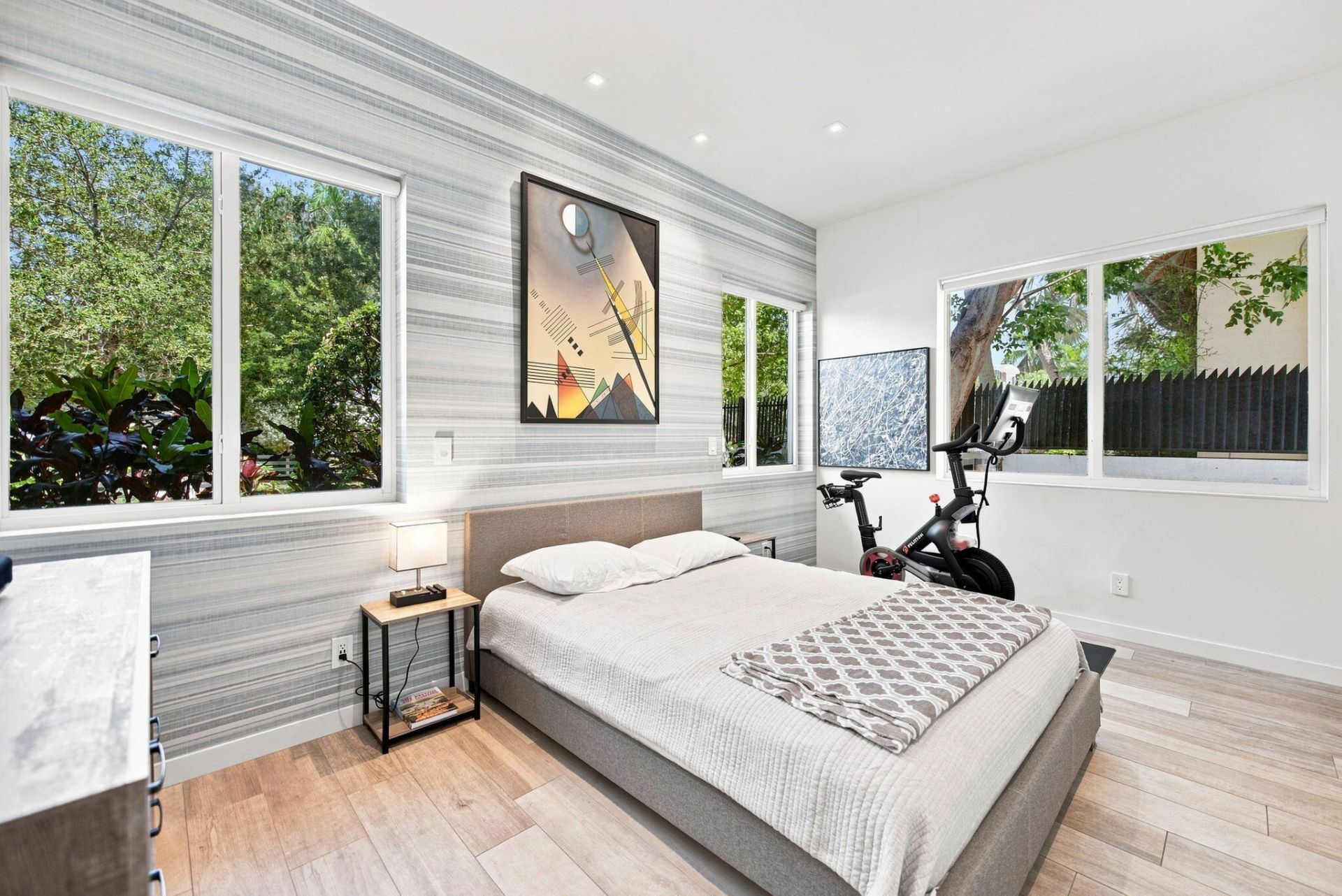 121 S Gordon Road, Fort Lauderdale, FL 33301 Photo