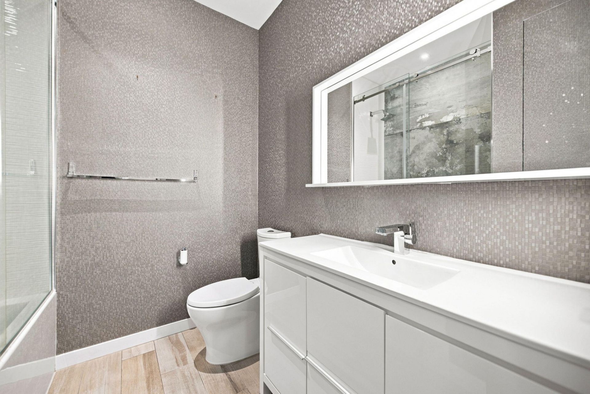 121 S Gordon Road, Fort Lauderdale, FL 33301 Photo