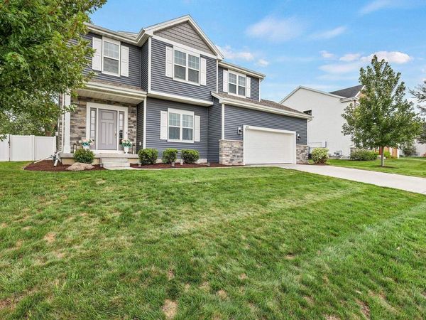 803 Liliana Terrace, Oregon, WI 53575