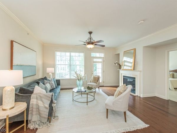 7 Cliff Rd, Woodland Park, NJ 07424