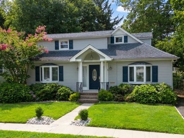 45 Brook St, Springfield, NJ 07081