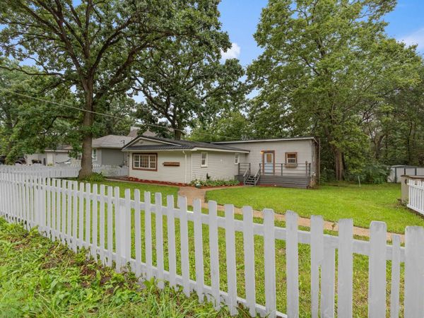 38472 N 4th Avenue , Spring Grove, IL 60081