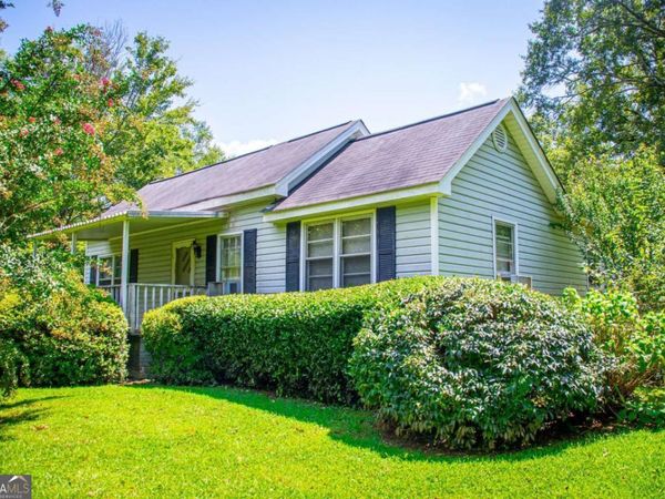 53 Garrett Lane, Carrollton, GA 30117