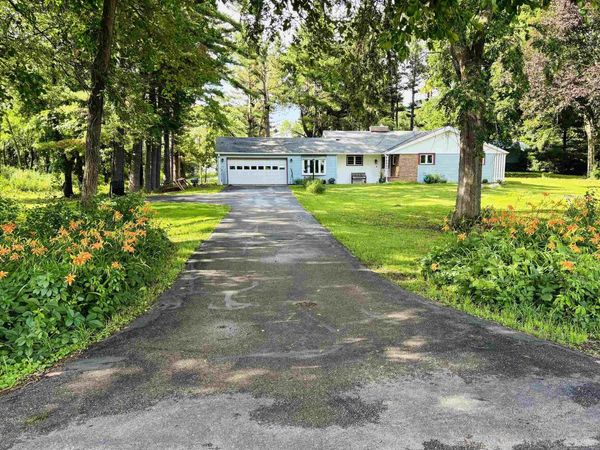 W5840 Hackbarth Road, Fort Atkinson, WI 53538