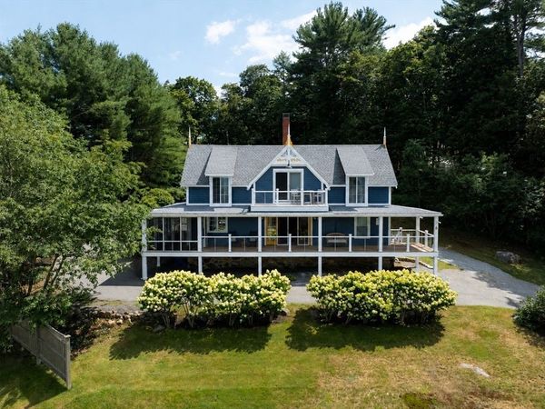 6 Pew Ave, Gloucester, MA 01930