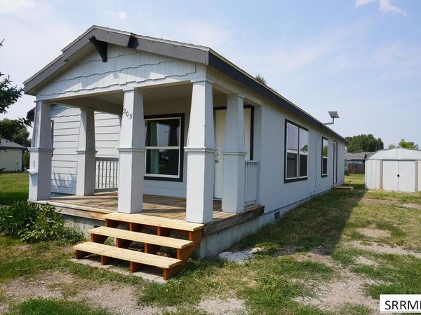 205 E Opal Avenue, DRIGGS, ID 83422