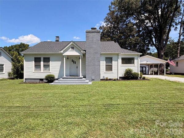 1223 Milton Avenue , Kannapolis, NC 28081