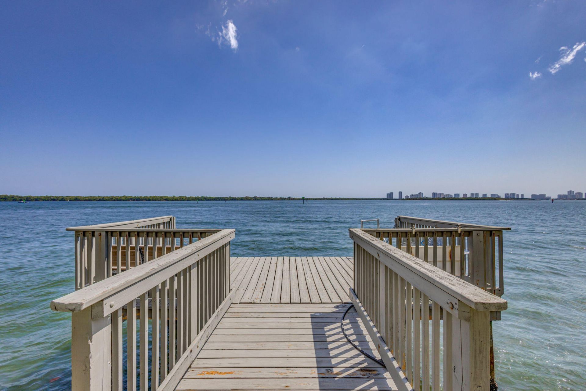 52 Yacht Club Drive, Unit 305, North Palm Beach, FL 33408 Photo