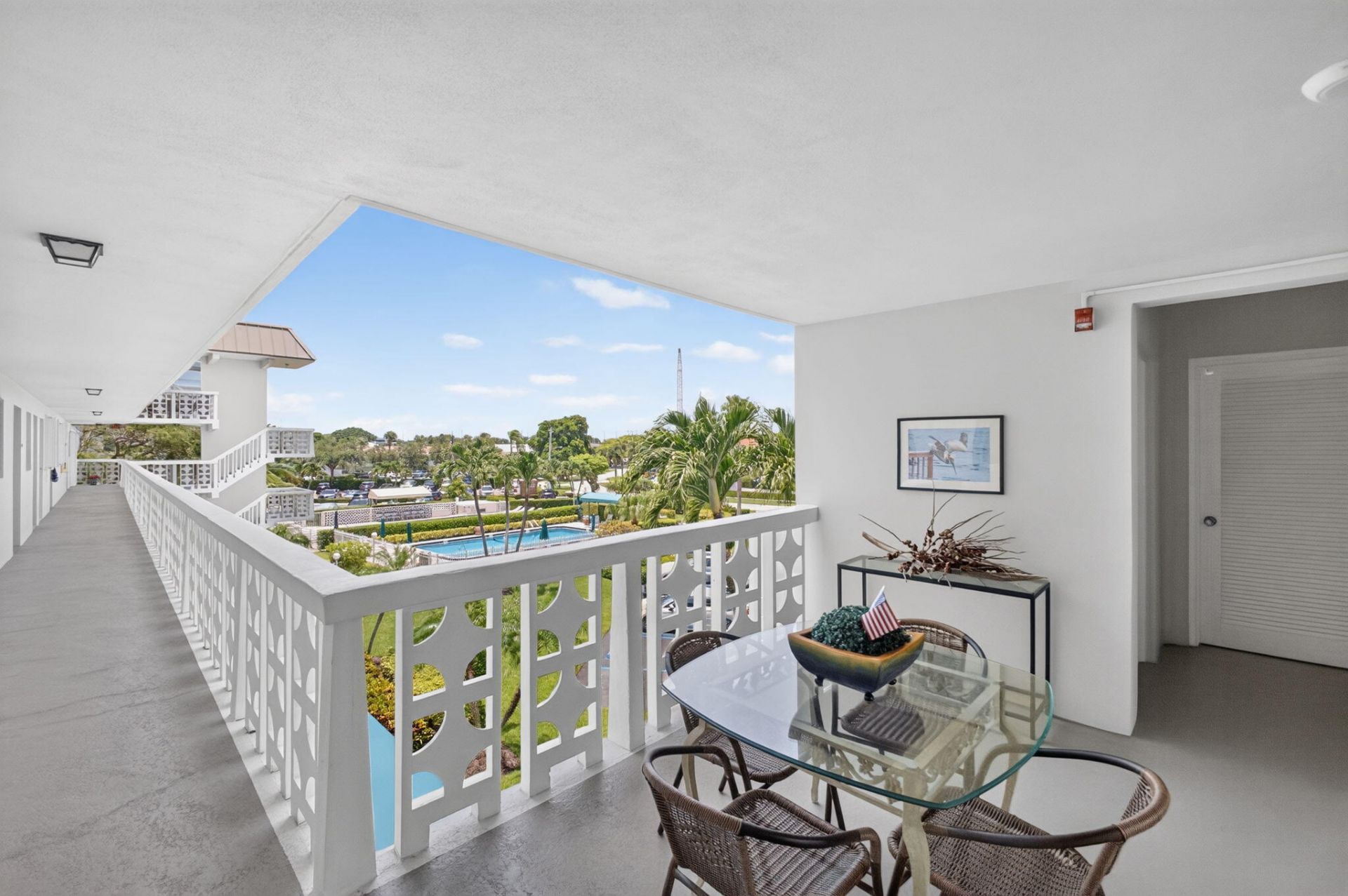 52 Yacht Club Drive, Unit 305, North Palm Beach, FL 33408 Photo