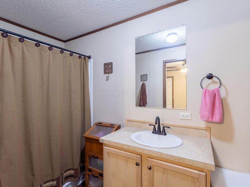 2445 Columbus-Lancaster Road NW, Unit 91, Lancaster, OH 43130 Photo 9