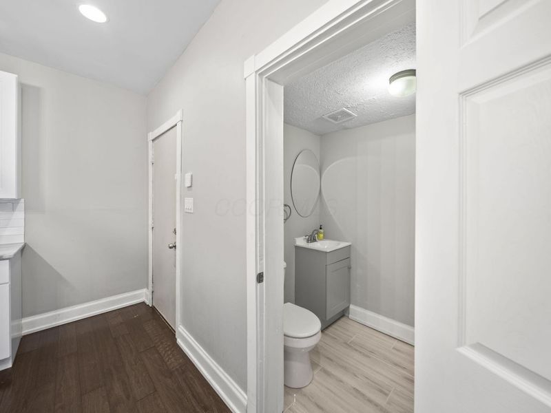 700 S Champion Avenue , Columbus, OH 43205 Photo 20