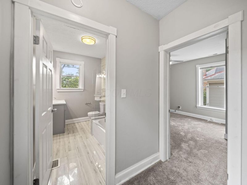 700 S Champion Avenue , Columbus, OH 43205 Photo 23