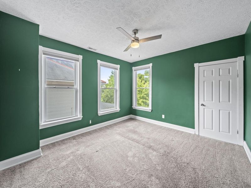 700 S Champion Avenue , Columbus, OH 43205 Photo 28