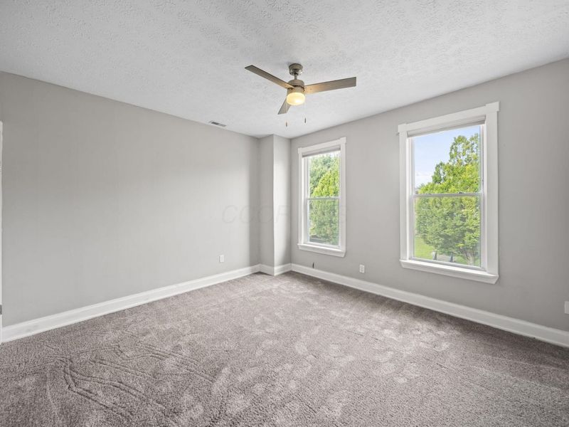 700 S Champion Avenue , Columbus, OH 43205 Photo 32